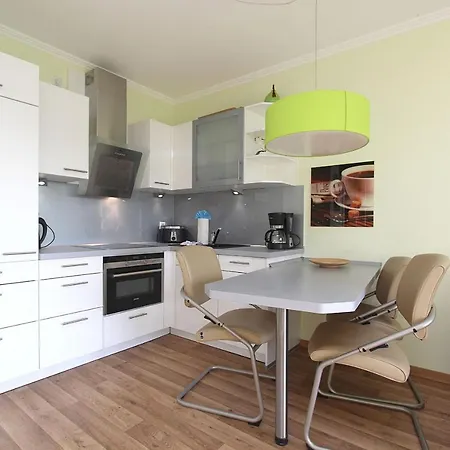 Terrasse, Gratis Nutzung Vom Ahoi Erlebnisbad Und Sauna In Sellin - Meeresblick 31 Apartmán Goehren (Ruegen)