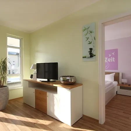 Terrasse, Gratis Nutzung Vom Ahoi Erlebnisbad Und Sauna In Sellin - Meeresblick 31 Apartmán